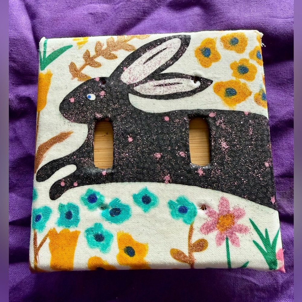 Floral Rabbit Light Switch Cover /hand crafted - Picture 2 of 2